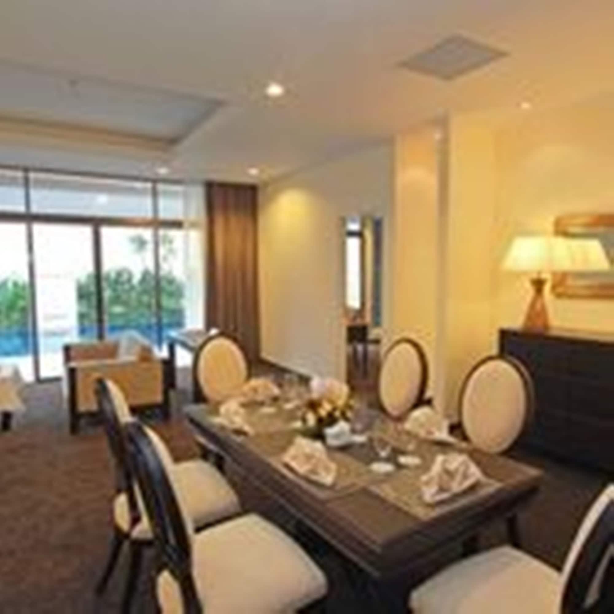 Batam Harmoni One Convention Hotel And Service Apartments מראה חיצוני תמונה