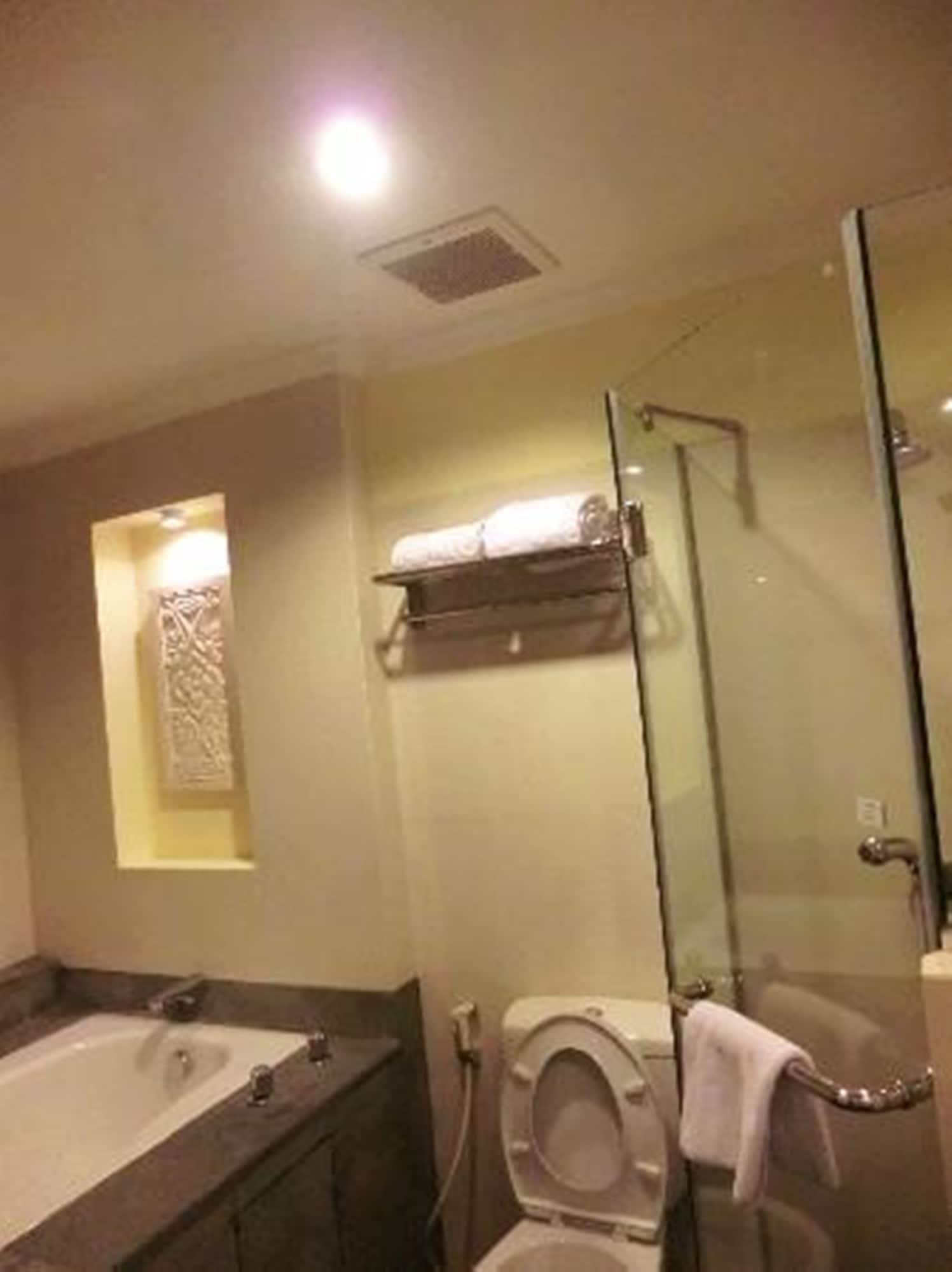 Batam Harmoni One Convention Hotel And Service Apartments מראה חיצוני תמונה