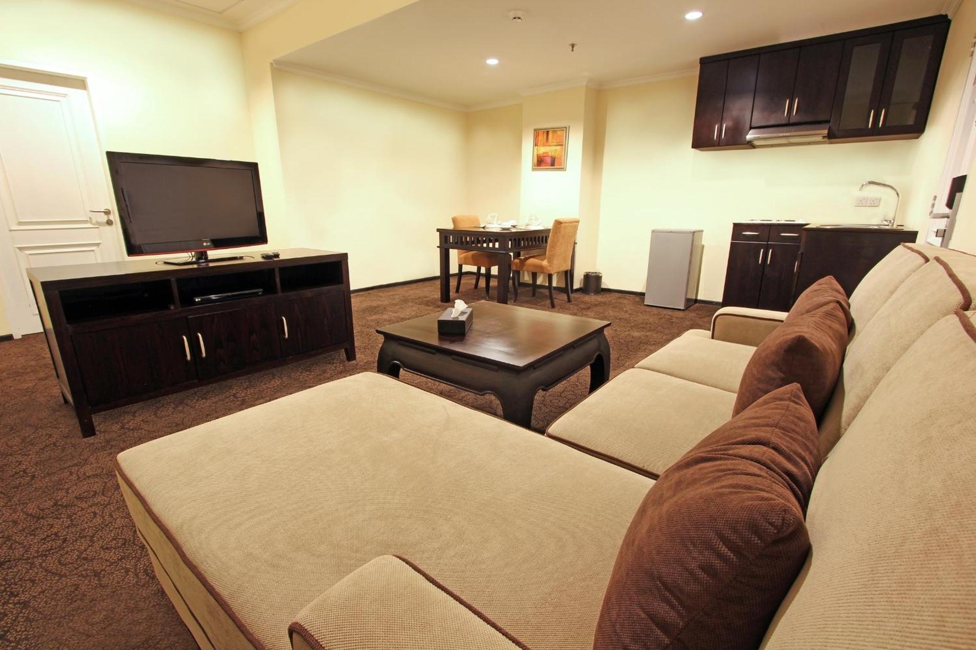 Batam Harmoni One Convention Hotel And Service Apartments חדר תמונה