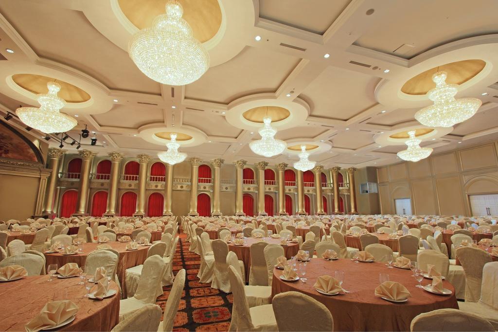 Batam Harmoni One Convention Hotel And Service Apartments מראה חיצוני תמונה